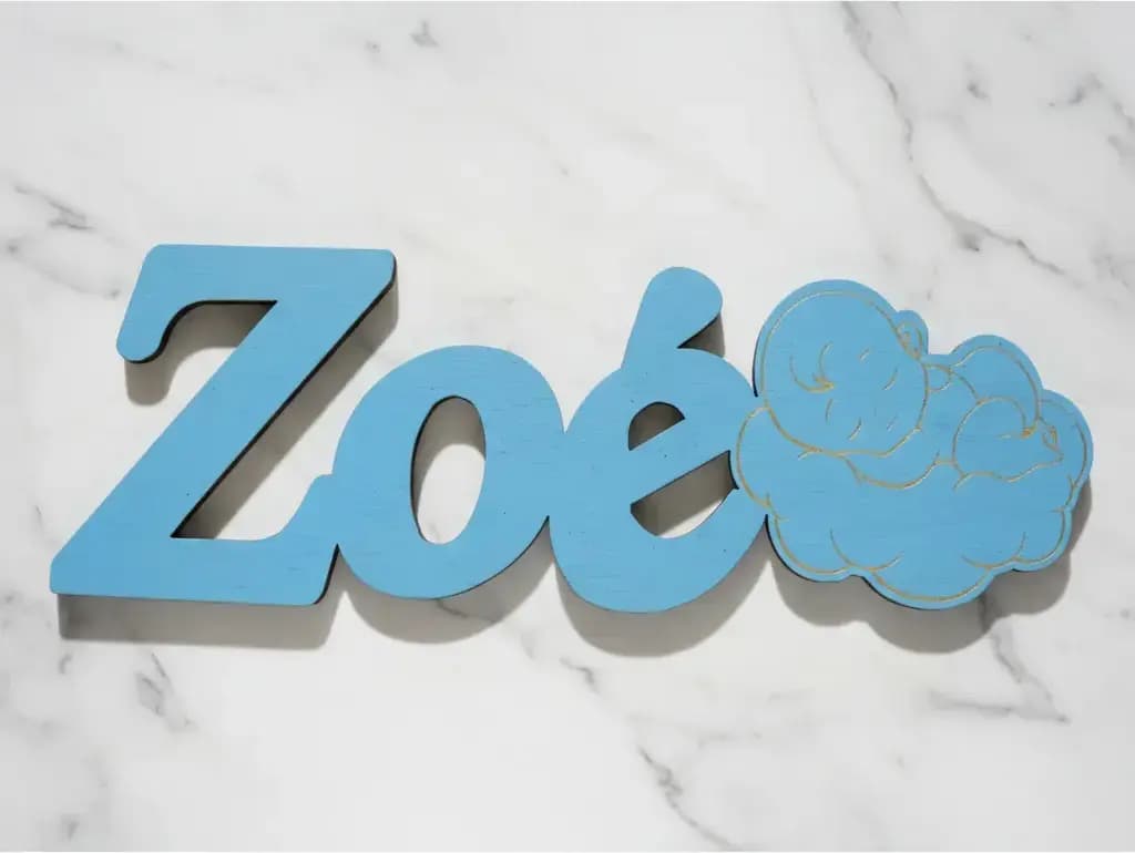 PRÉNOM DE PORTE DÉCOUPE/GRAVURE LASER BÉBÉ NUAGE EN CONTRE PLAQUE 3 MM D'ÉPAISSEUR PERSONNALISABLE