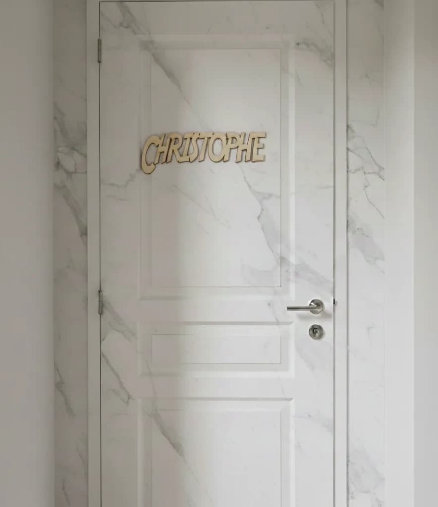 PRÉNOM DE PORTE SIMPLE EN CONTRE PLAQUE 3 MM D'ÉPAISSEUR PERSONNALISABLE 1